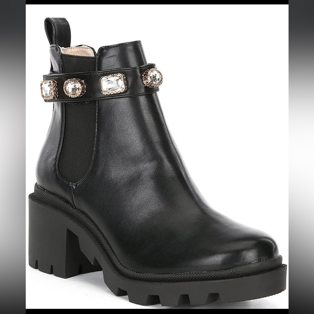 Steve Madden Amulet Booties